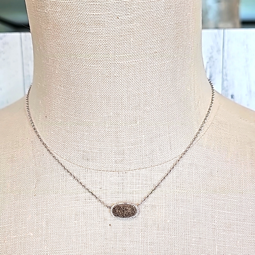 Kendra Scott Elisa pendant necklace